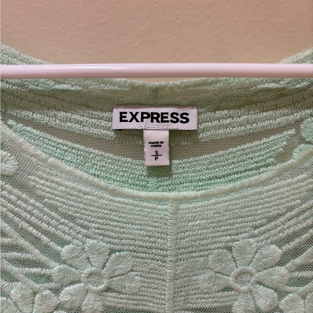Express Light Green Floral Lace Blouse - Picture 3 of 3